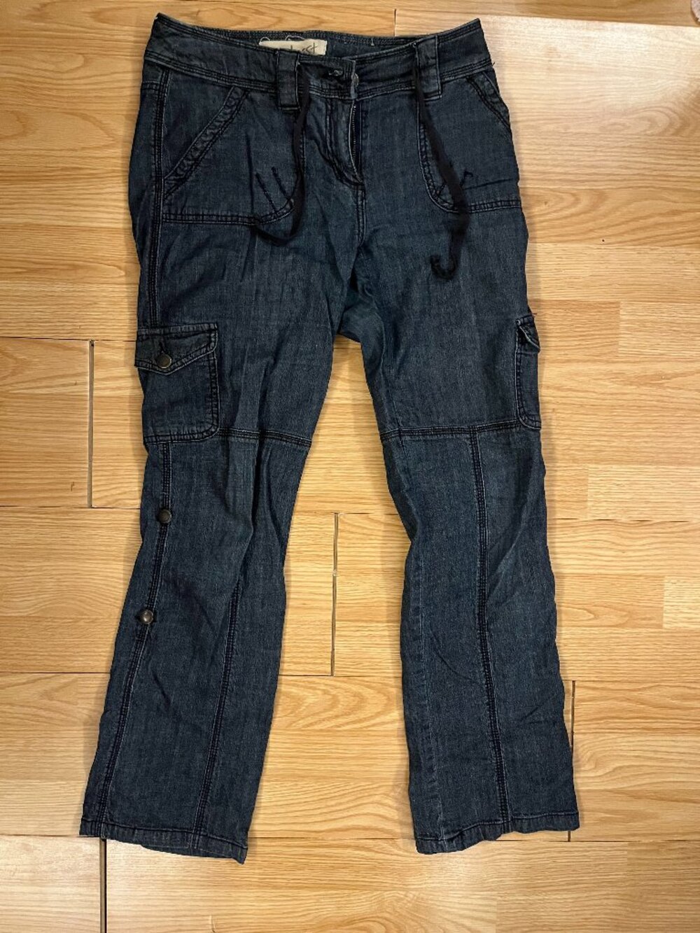 Contrast Brand Stretchy Mid-Rise Boot Cut Jeans- Size 2p